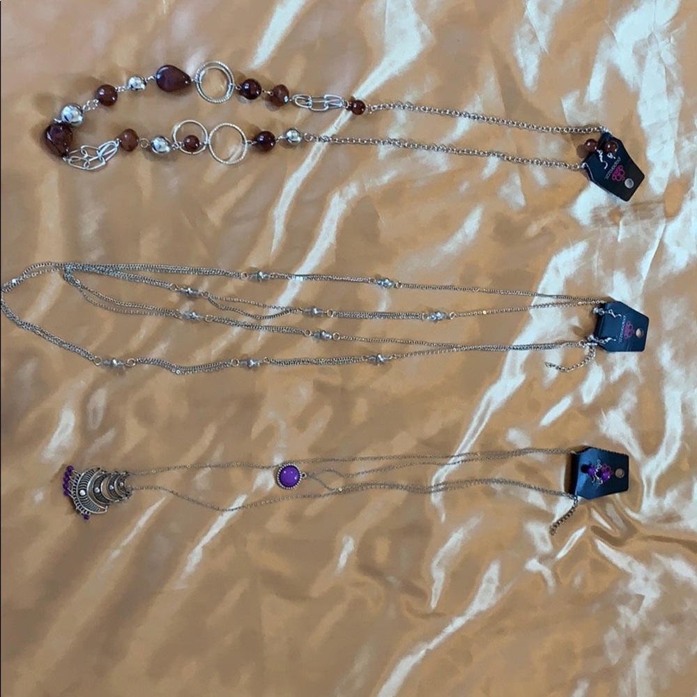 Necklaces - Picture 2 of 5
